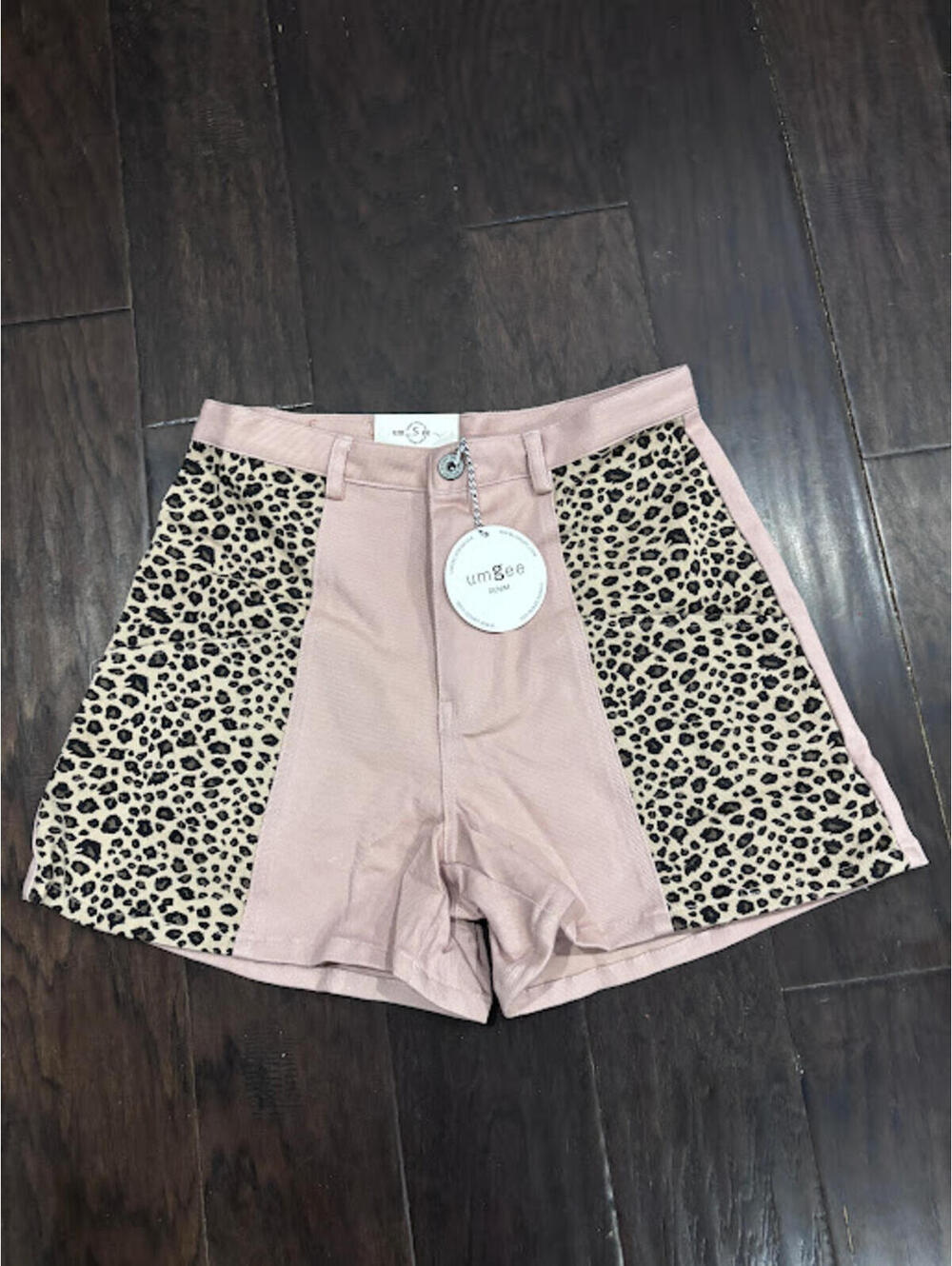 Umgee Denim Pink & Leopard High-Waisted Shorts Size S NWT